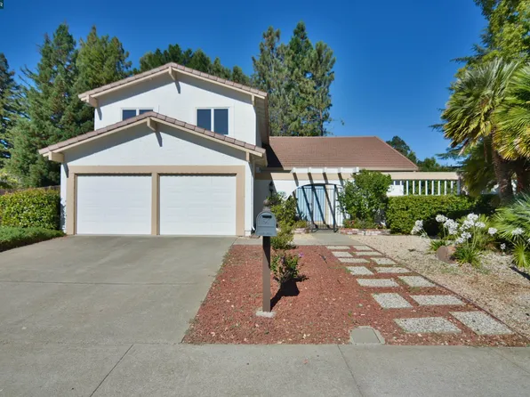 260 Mountaire Cir, Clayton, CA 94517