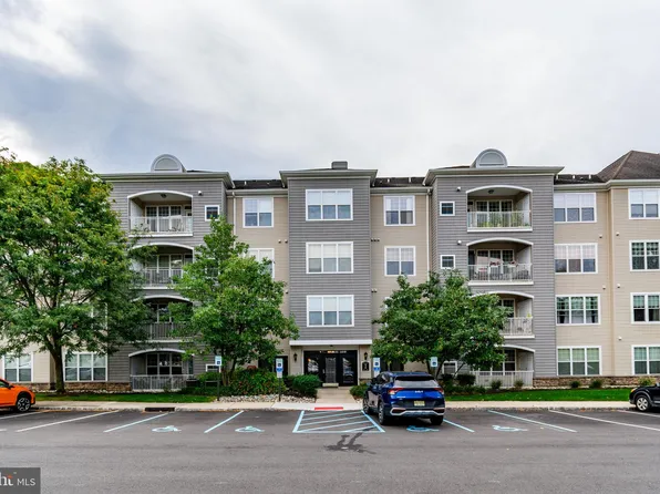 127 Masterson Ct, Trenton, NJ 08618