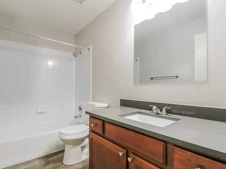 2499 N 1050 W — Photo 16