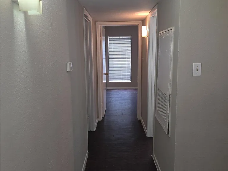 7200 T C Jester Blvd #1401 — Photo 8