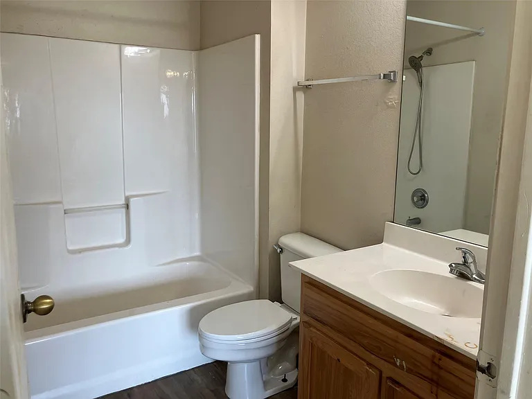 3201 Macarthur Ave #A — Photo 11