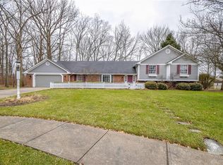 1260 Autumn Glen Ct, Dayton, OH 45458