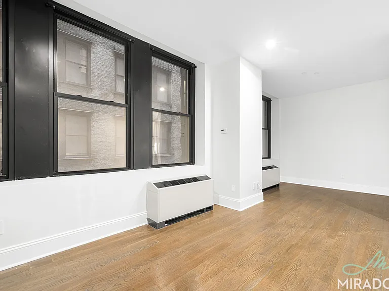 15 Park Row #9K — Photo 4