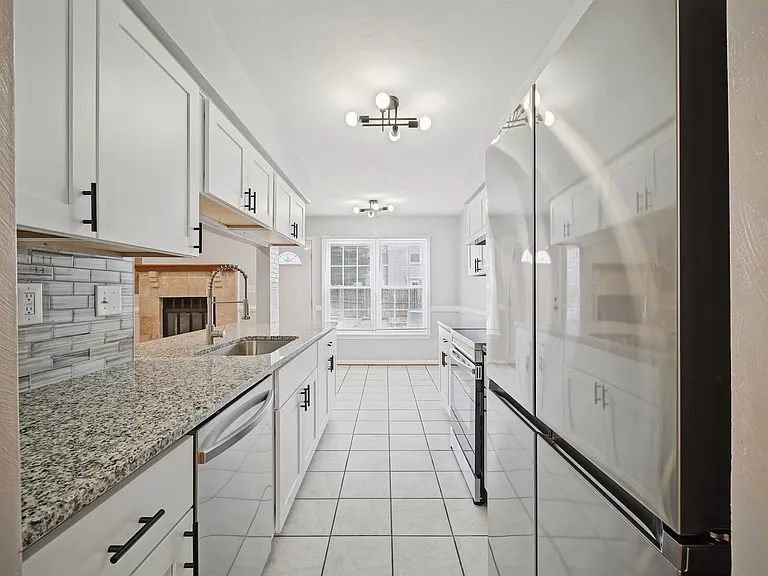 254 Weller Blvd — Photo 11
