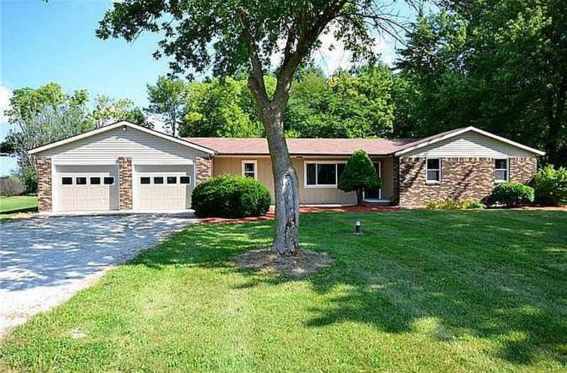 2nd image of 418 Wild Ridge Dr