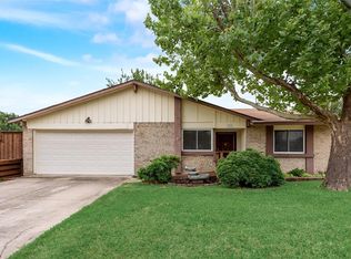2306 Benbrook Dr, Carrollton, TX 75007
