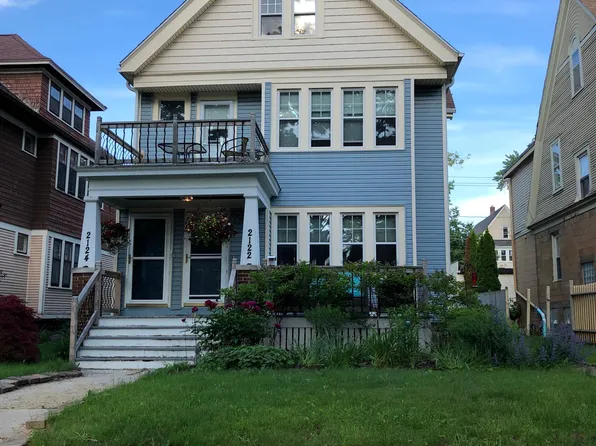2122 N Cambridge Ave, Milwaukee, WI 53202