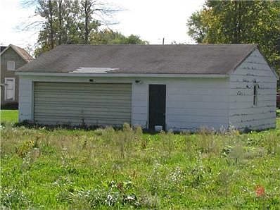 2nd image of 5 E Boone St