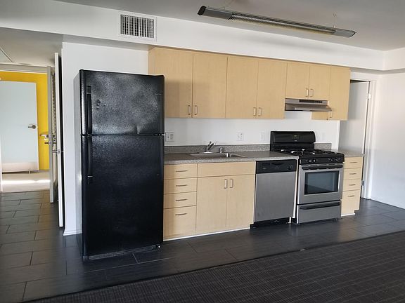 5th image of 456 E Orange Grove Blvd Unit 201