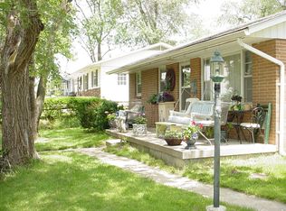 1206 S 6th St, Atchison, KS 66002
