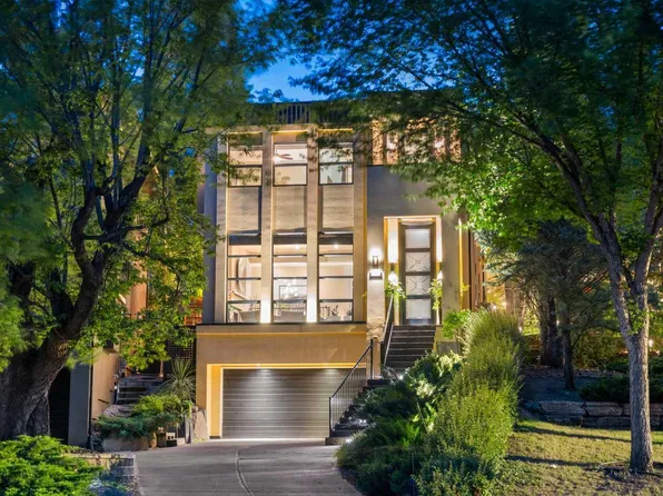 1215 Sifton Blvd SW, Calgary, AB T2T 2L2