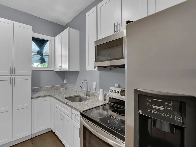 2617 E Preston St — Photo 8
