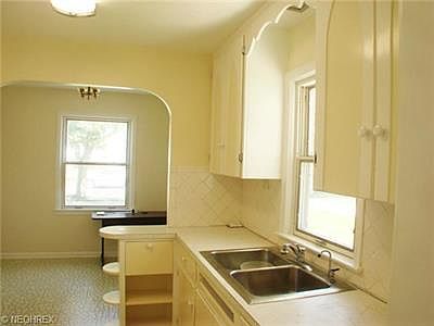 5th image of 1646 Curry Dr