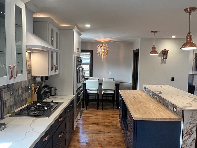 3863 Seneca St — Photo 15