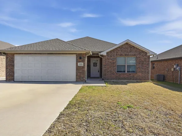 2209 N Hickory St, Sherman, TX 75092
