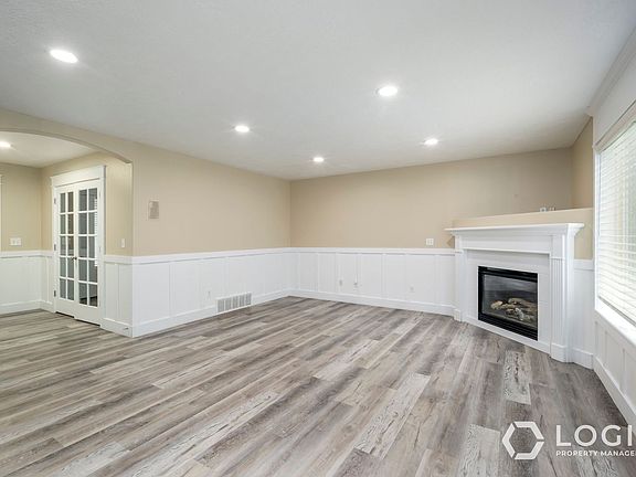 4th image of 10394 N Bayhill Dr