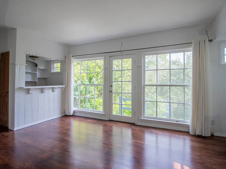 12056 Laurel Terrace Dr — Photo 14
