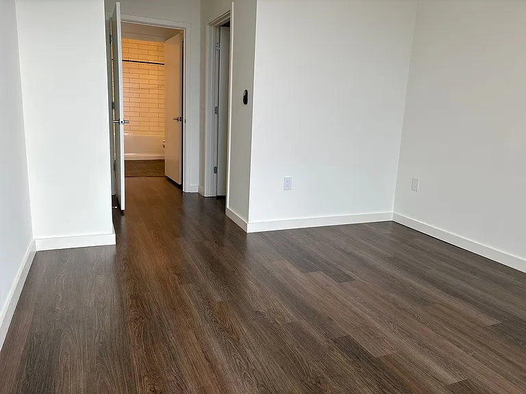 103 E 3rd St. - The Hayden — Photo 23