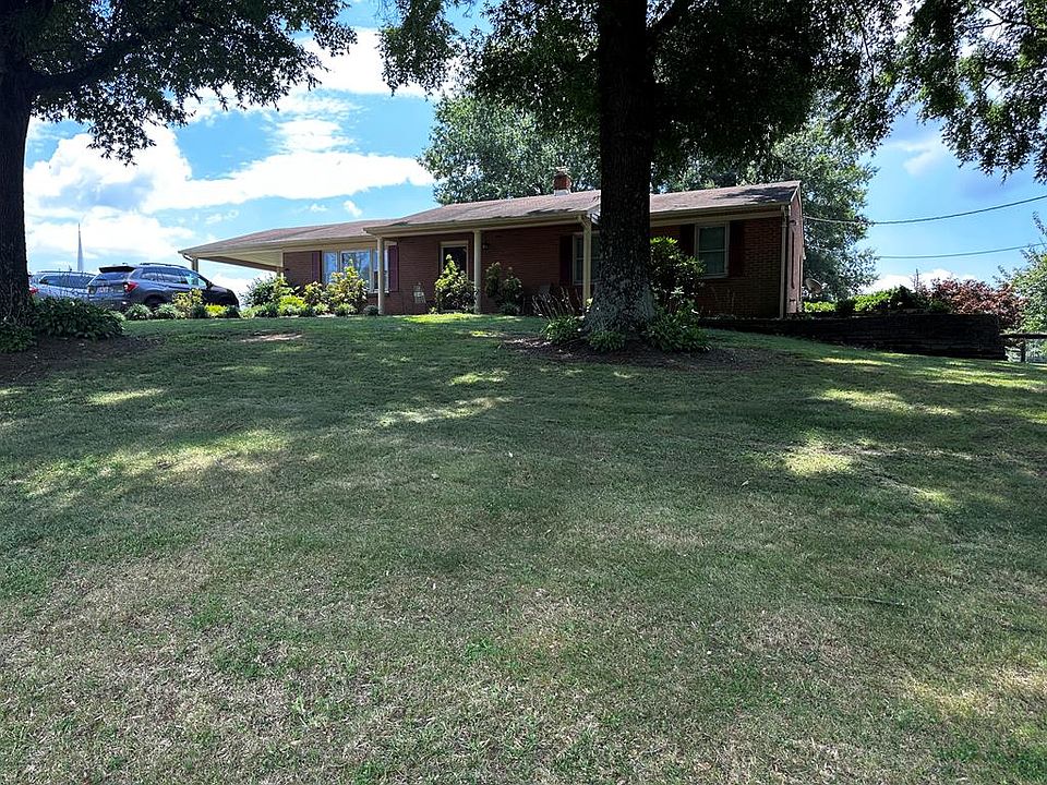 2819 Blairmont Dr, Danville, VA 24540 MLS 66373 Zillow