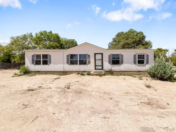 2206 W 16th St, Pueblo, CO 81003