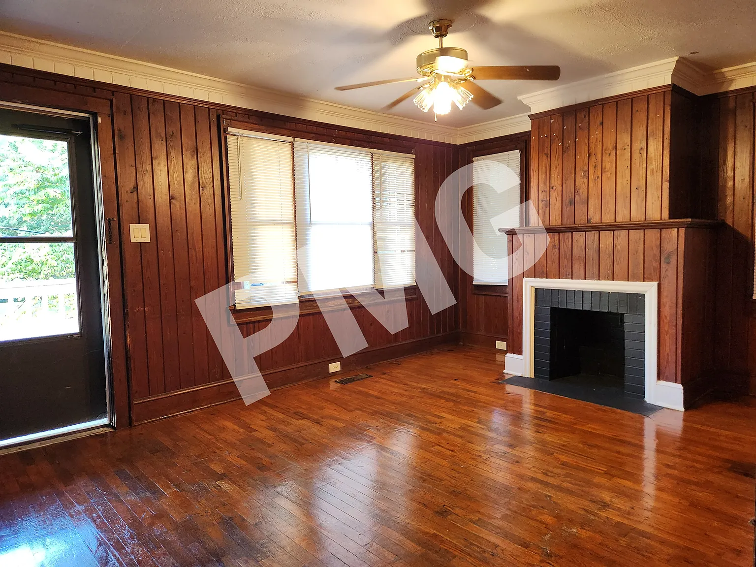 Newberry St, Greenville — Photo 3