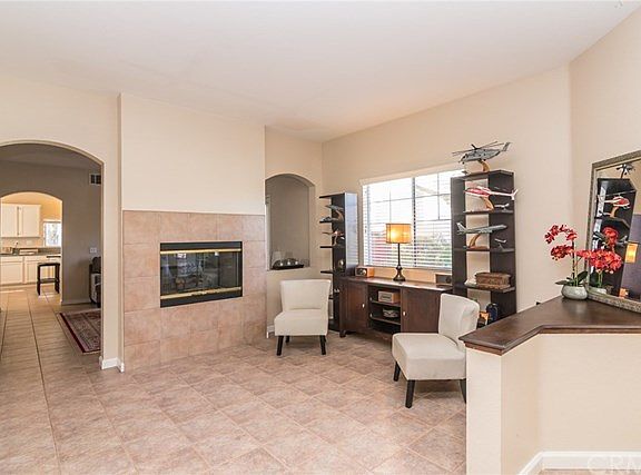 3rd image of 39899 Chambray Dr