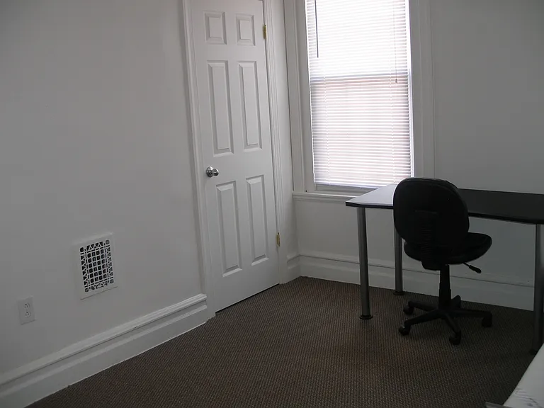 930 French St — Photo 3