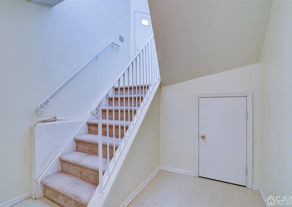 738 Harbortown Blvd Perth Amboy NJ Zillow