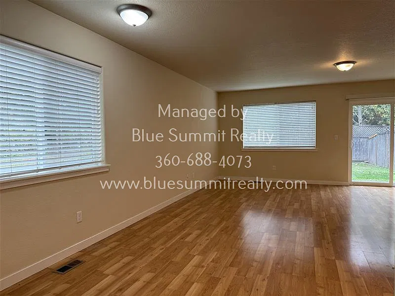 3 bed, 2.5 bath, 1532 sqft, $2,350 — Photo 4