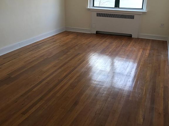 3rd image of 93 Glenwood Ave
