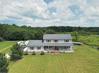 16595 Hosmer Rd, Middlefield, OH 44062