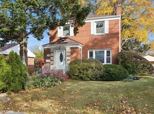 1341 Hull Ave, Westchester, IL 60154