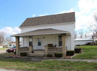 200 S 3rd Ave, Haubstadt, IN 47639