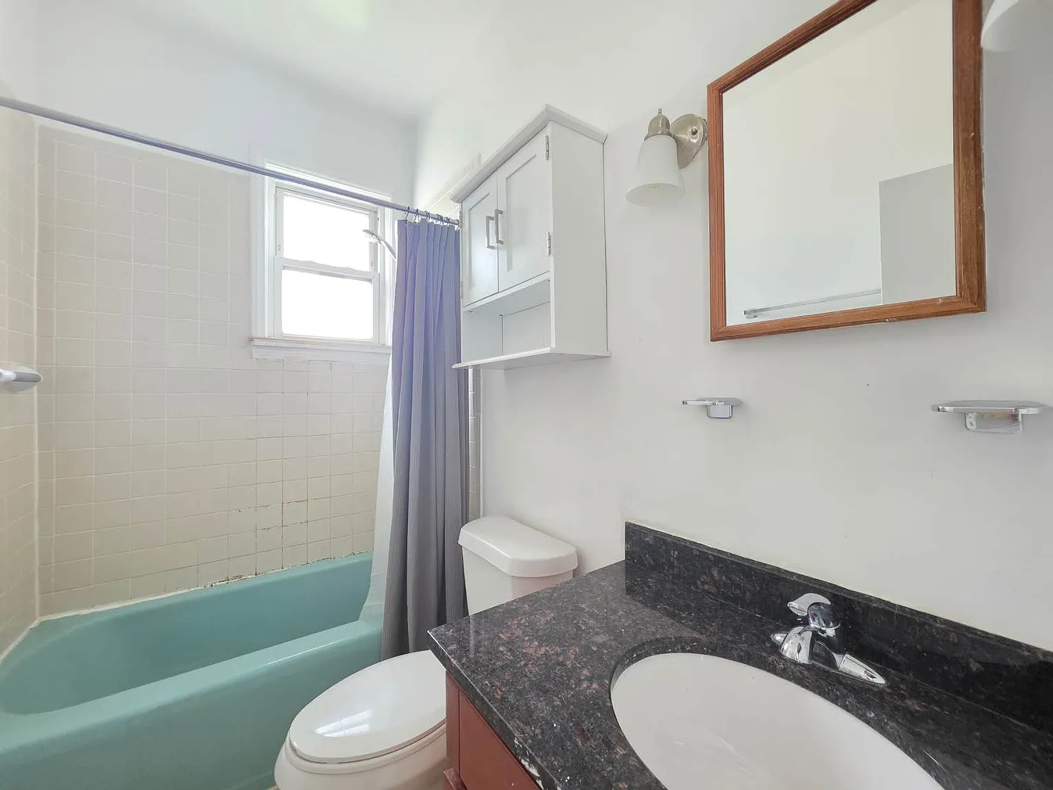 3 bed, 1200 sqft, $2,900 — Photo 4
