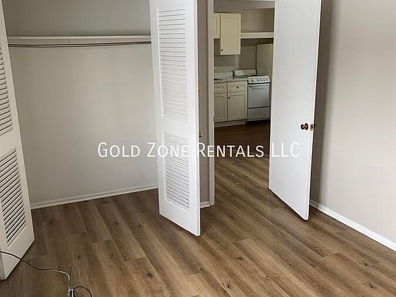 5th image of 135 Cherry St APT 12