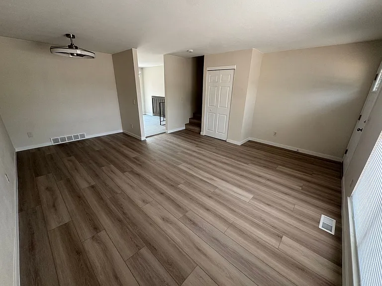 16004 E Adriatic Pl — Photo 5