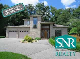 1210 Country Club Ct, Cookeville, TN 38501