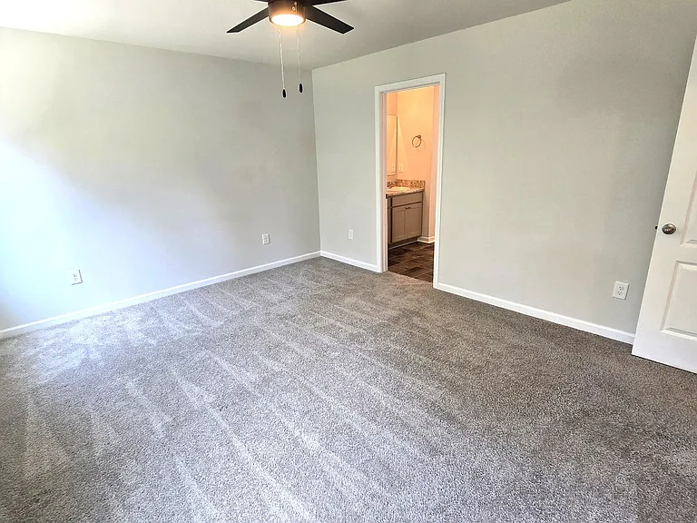 824 Conductor Ct — Photo 20