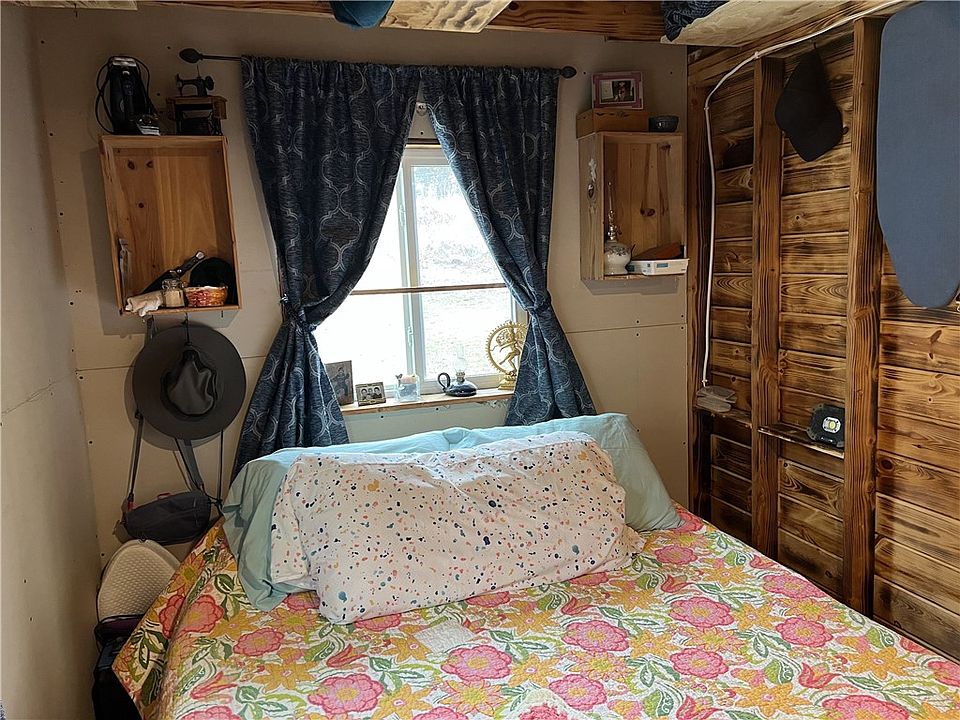 13th image of this home