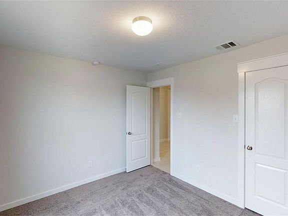 4th image of 8408 Grand Oak Rd