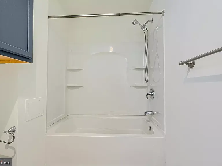 11212 Robins Glenn Dr — Photo 17