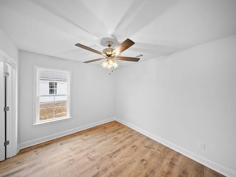 228 McNeal Heritage Cir — Photo 18