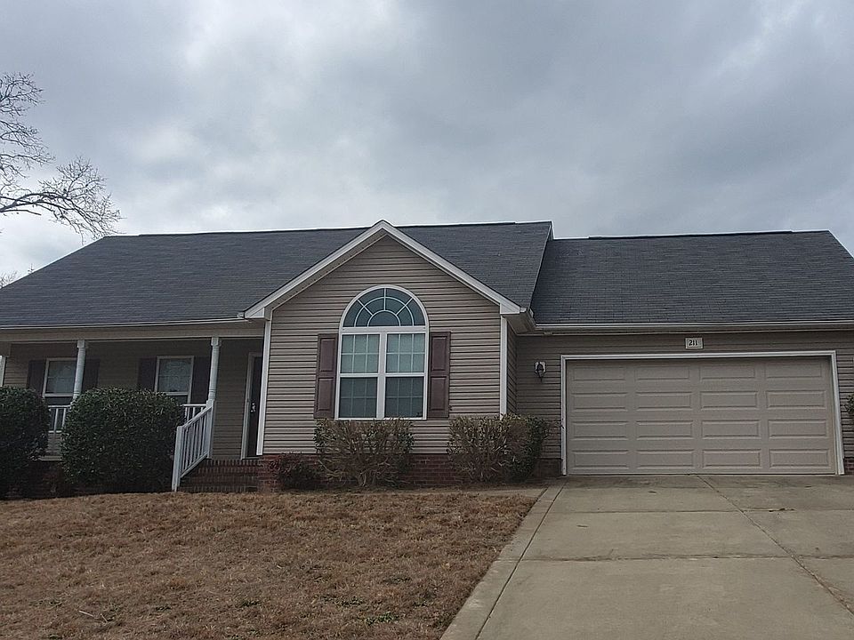 1st image of 211 Wolfbridge Dr