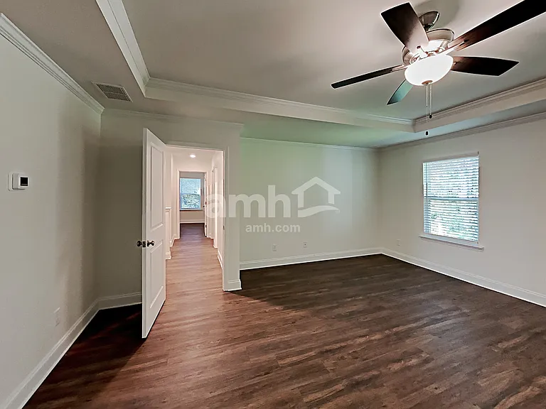 305 Vaughan Pl — Photo 13