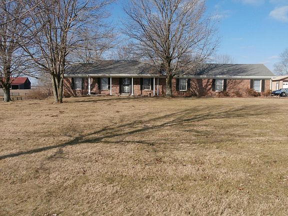 3rd image of 8494 Eminence Pike