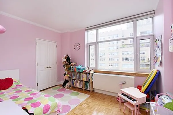 Sold by Citi Habitats | media 32