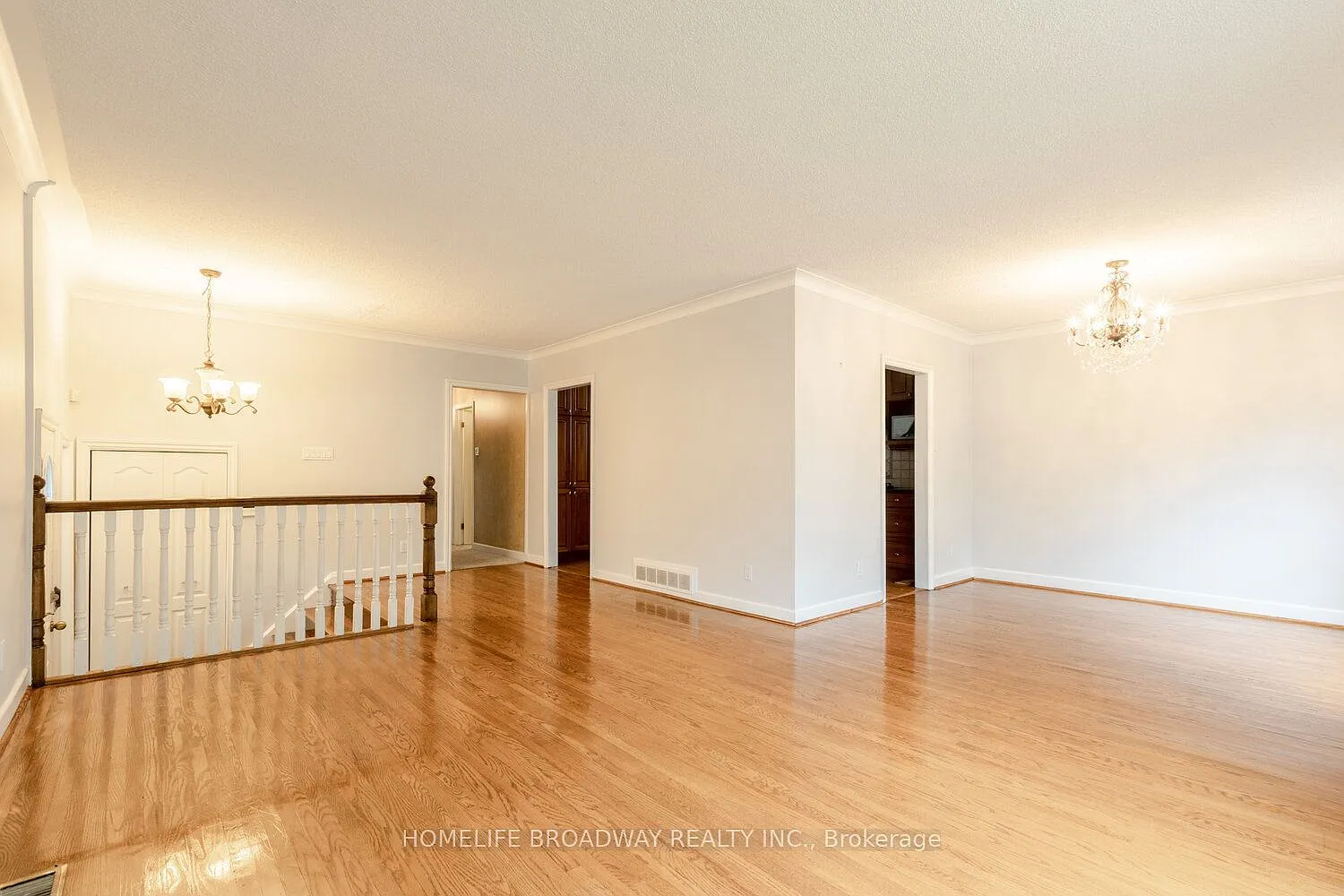 3 bed, $4,600 — Photo 4