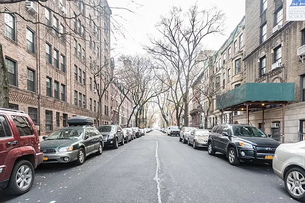 Rented by Citi Habitats | media 43