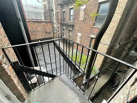 Rented by Douglas Elliman | media 12