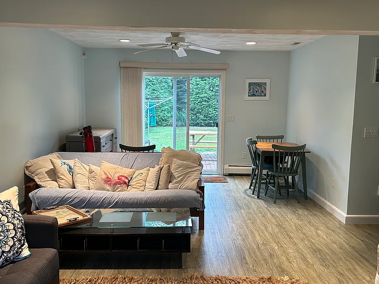 194 Holly Rd — Photo 14